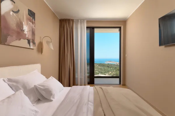 Modern bedroom alternate view